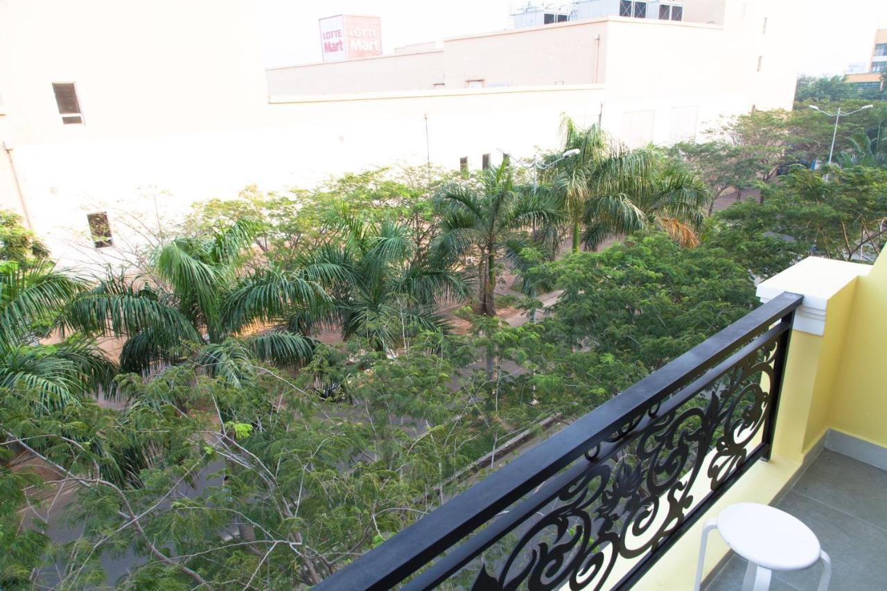 Spring Hotel Thu Dau Mot Exterior photo