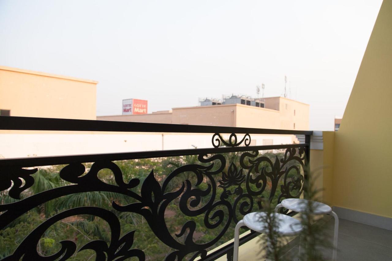 Spring Hotel Thu Dau Mot Exterior photo